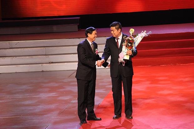 betway必威获“富民兴农标杆企业”殊荣